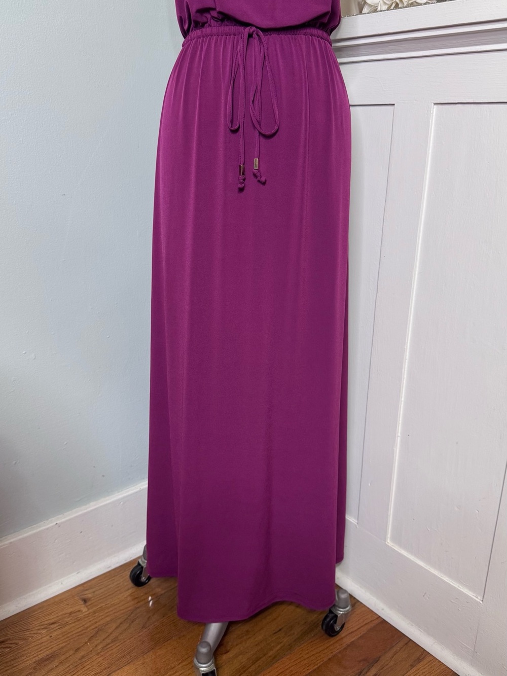 Lane Bryant Purple Halter Maxi Dress Elastic Tie Waist & Rose Gold Detail 22/24 - Picture 3 of 9
